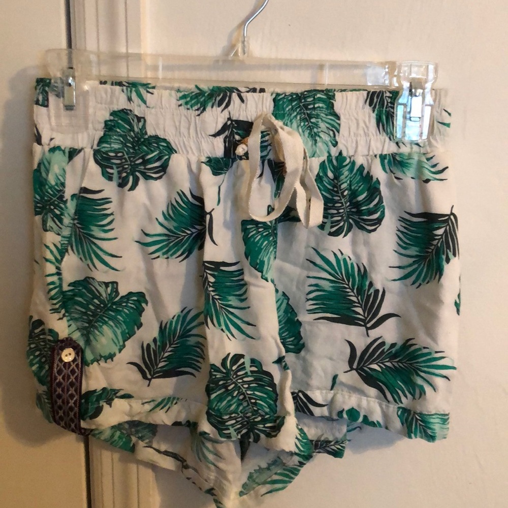Palm tree shorts